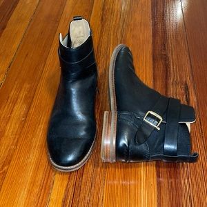 Sperry black leather ankle booties